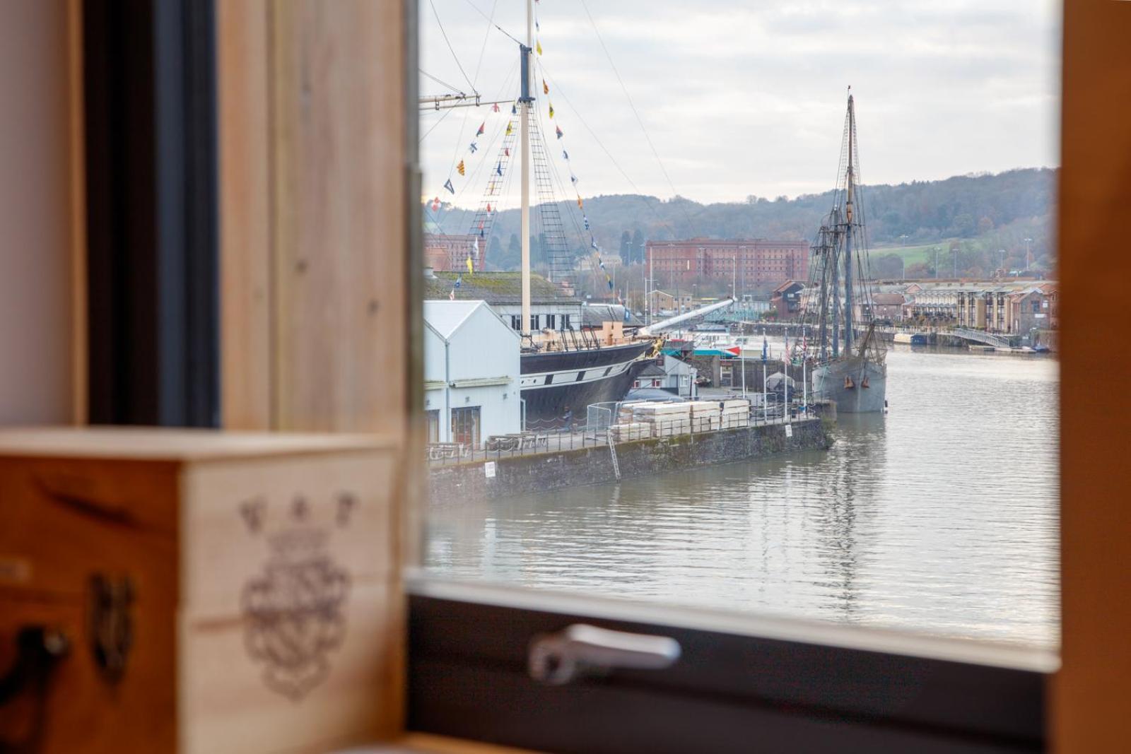 The Boat House Apartment By Cliftonvalley Apartments Bristol Exterior photo